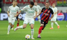 开云官网-法兰克福主场平局，积分榜上升