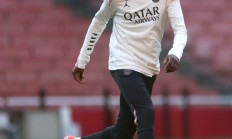 开云体育官网-巴黎圣日耳曼全员备战，备战冠军之战积极备战