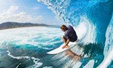 开云体育下载-硬地之王红土逆袭，当梅德韦杰夫用法网模式横扫温网幻想