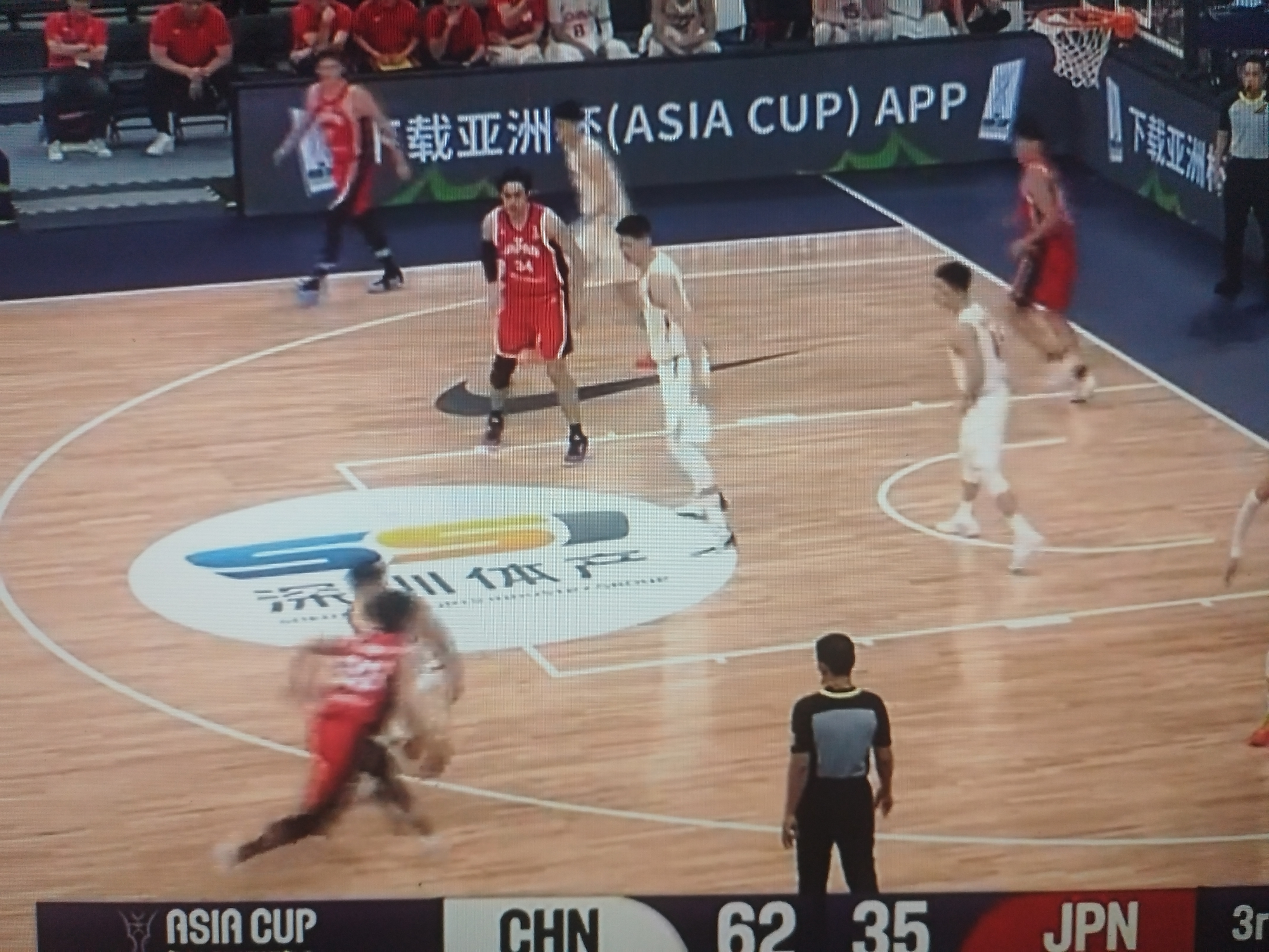 国内男篮联赛实力均衡，谁能称王尚未可知的简单介绍
