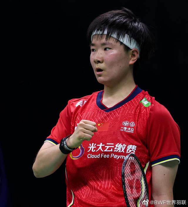 包含C9翻盘GEN，Xiaohu操刀奇招英雄翻盘激烈交锋八强赛，强势挺进下一轮的词条