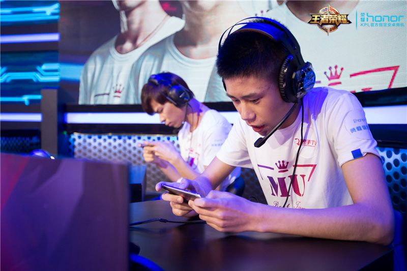 包含精彩瞬间:百米赛道风云变幻的词条 包含精彩瞬间:百米赛道风云变幻的词条