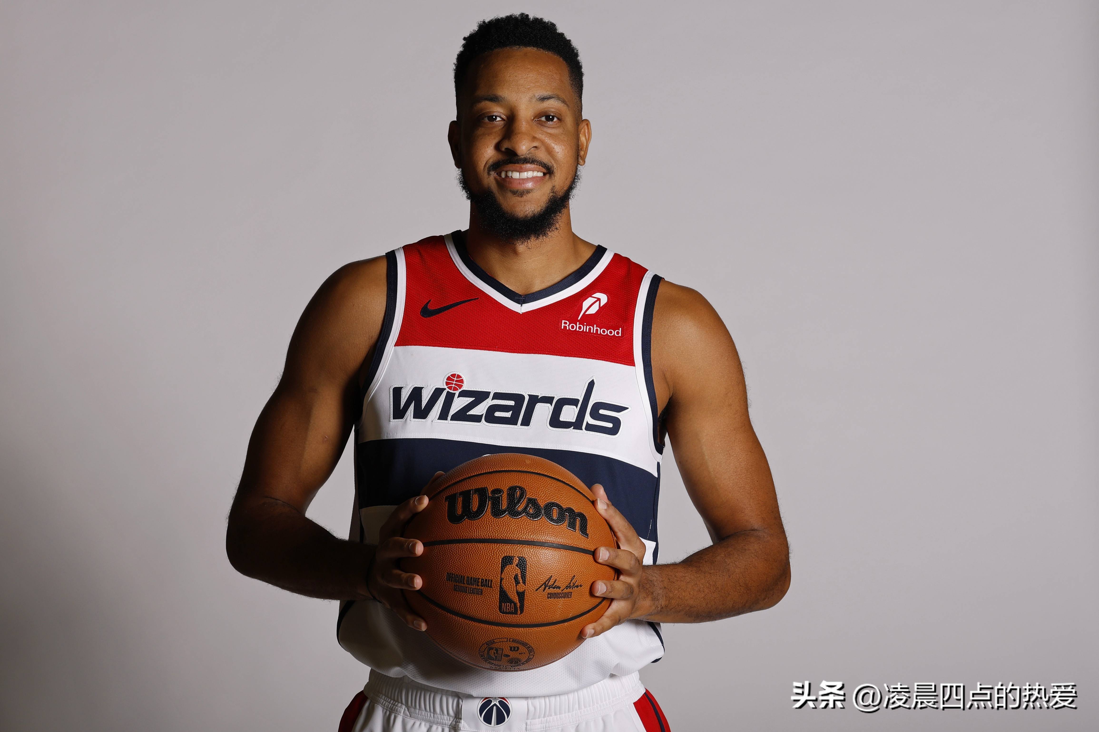 猛龙鏖战爵士，麦科勒姆统治全场的简单介绍