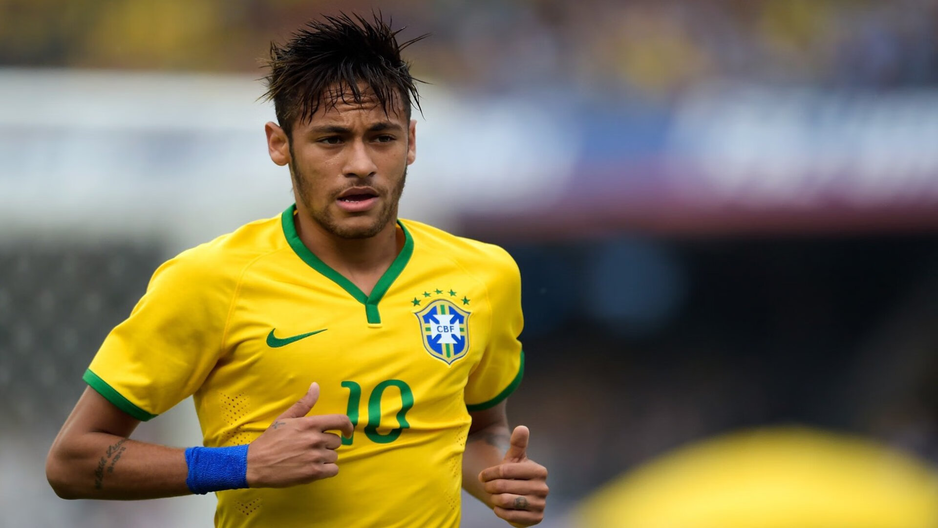 冠军基因的双重奏，从德甲焦点战到墨西哥的冰岛征服